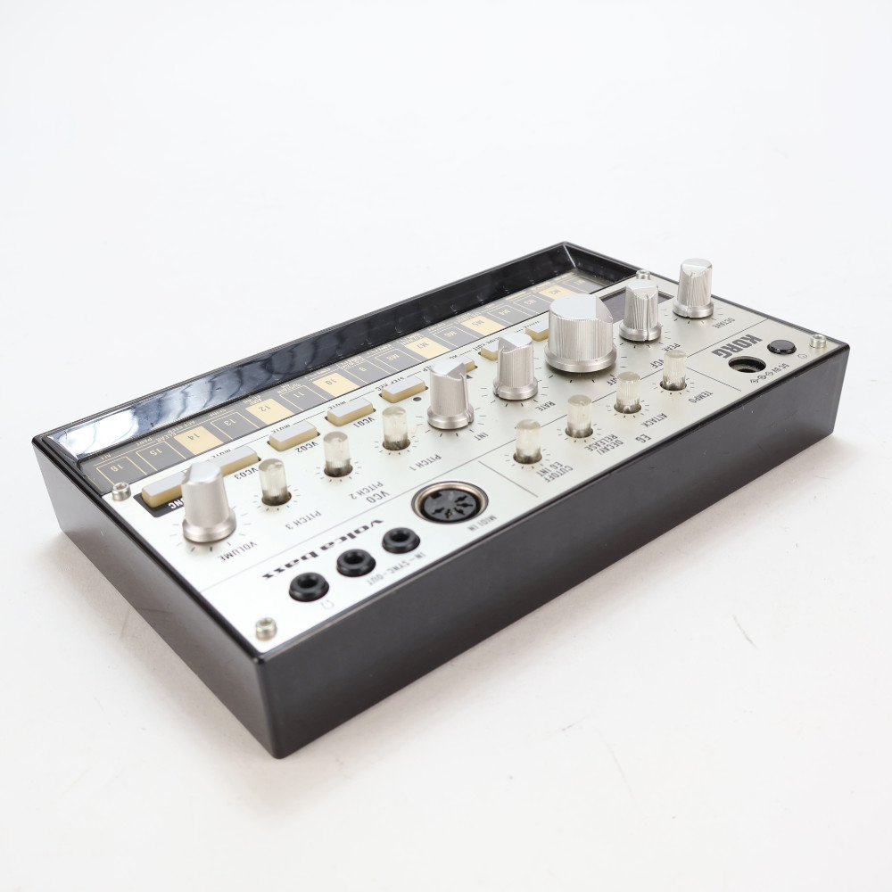 【中古】 コルグ ボルカ ベース KORG volca bass アナログベースマシン 本体画像 斜め