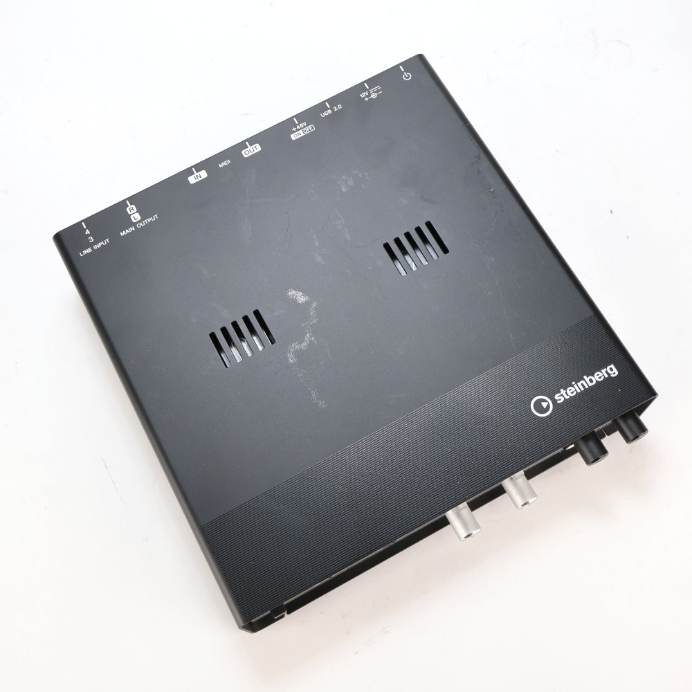【中古】 オーディオインターフェイス Steinberg UR-RT2 スタインバーグ Rupert Neve Designs トランスフォーマー2基搭載 本体画像 斜め 2