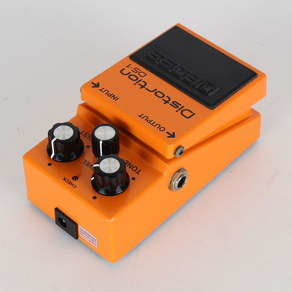【中古】ディストーション エフェクター BOSS DS-1 Distortion ギターエフェクター 全体