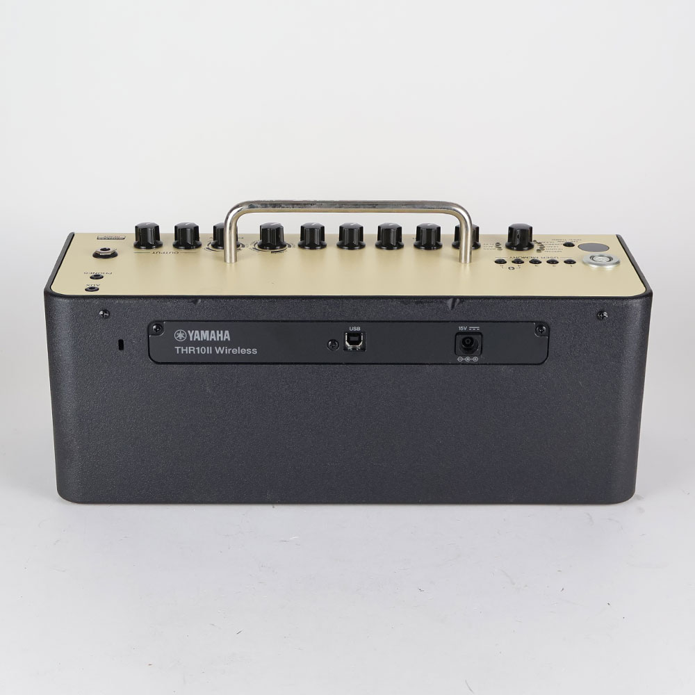 【中古】 ヤマハ YAMAHA THR10II Wireless 小型ギターアンプ 背面