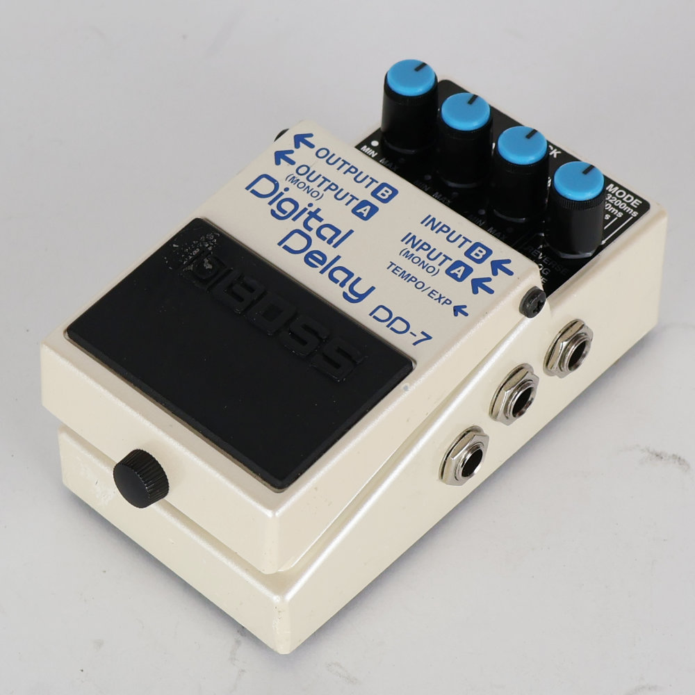 【中古】ディレイ エフェクター BOSS DD-7 Digital Delay ギターエフェクター デジタルディレイ 側面