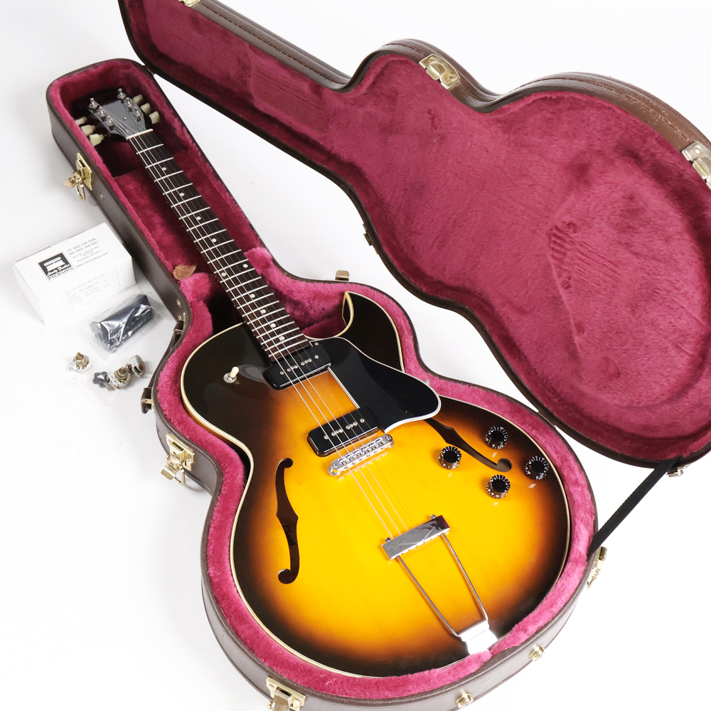 【中古】 エレキギター Gibson ES-135 Vintage Sunburst 1998年製 Lindy Fralin製P-90ピックアップに交換済み セミアコースティックギター ケース