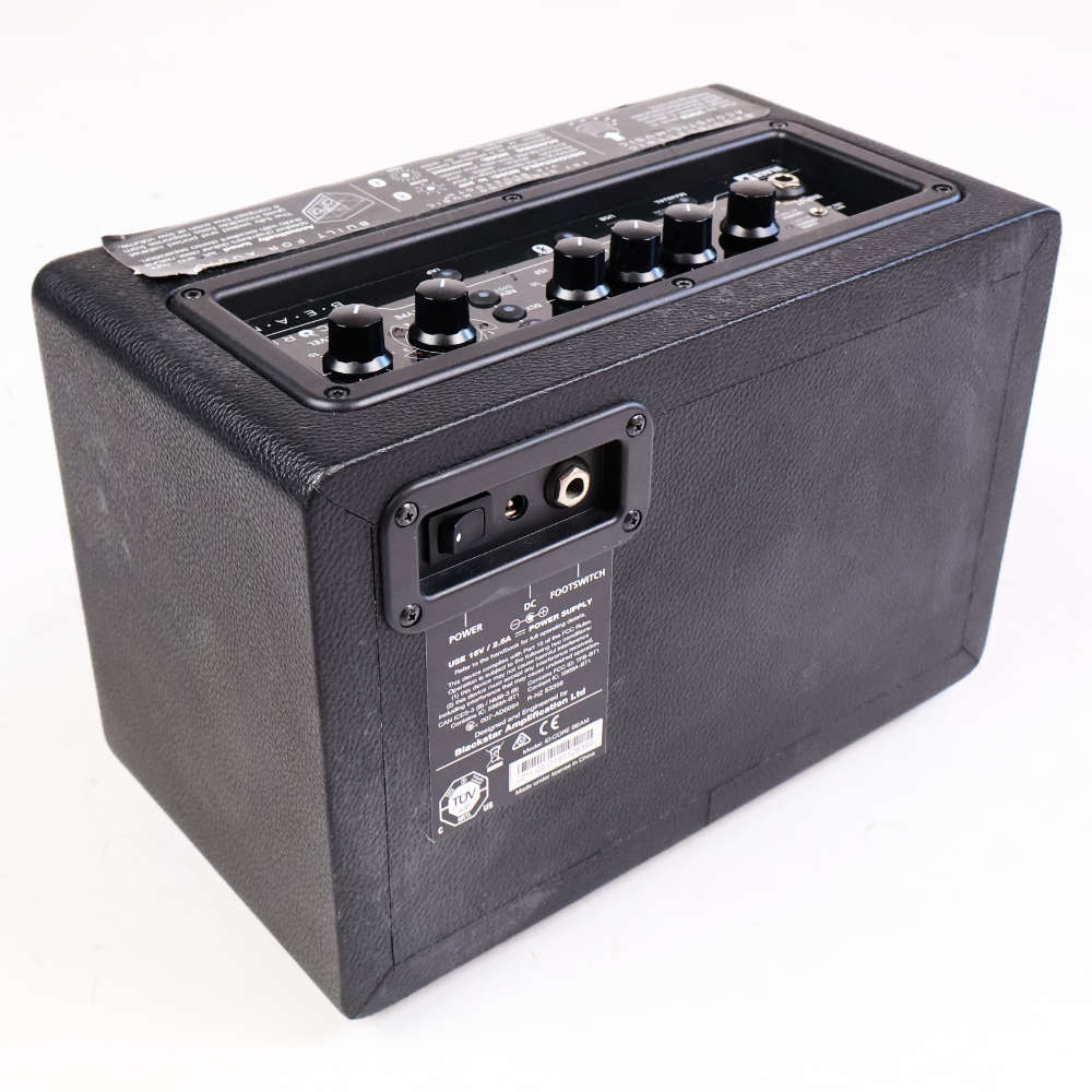【中古】 ギターアンプ BLACKSTAR ID:Core BEAM 小型ギターアンプ コンボ Bluetooth搭載 本体画像 斜め 
