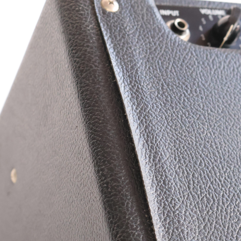 【中古】 ギターアンプ コンボ Fender Blues Junior III 真空管アンプ フェンダー ブルースジュニア クロスの剥がれ
