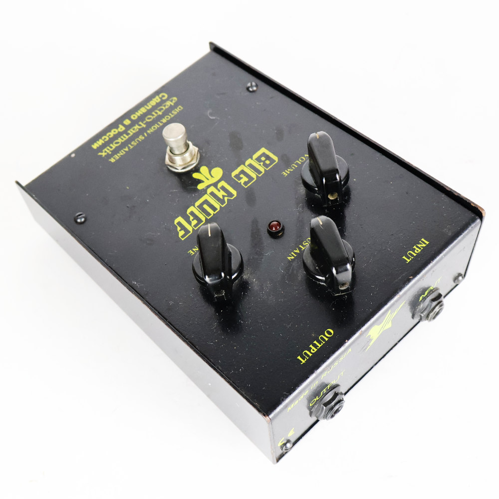 【中古】 ビッグマフ ELECTRO-HARMONIX Big Muff π Russian Black Small Box Russia ファズ ディストーション エフェクター 本体画像 斜め