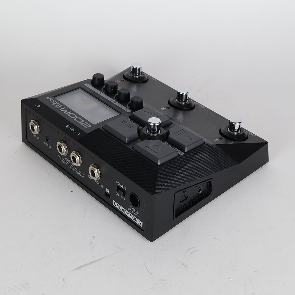 【中古】 ZOOM G2 FOUR ギターマルチエフェクター アンプエミュレーター 全体