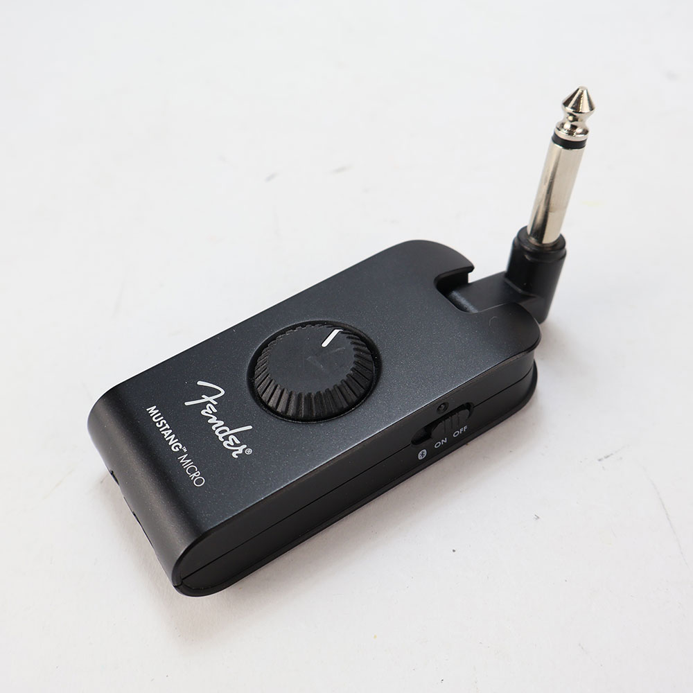 【中古】フェンダー ムスタングマイクロ Fender Mustang Micro ヘッドフォンアンプ 小型ギターアンプ 正面