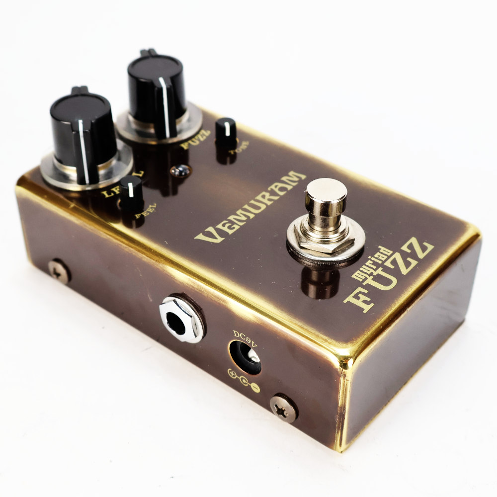 【中古】 ファズ エフェクター VEMURAM ベムラム Myriad Fuzz MF04242 ギターエフェクター 本体画像 斜め 2