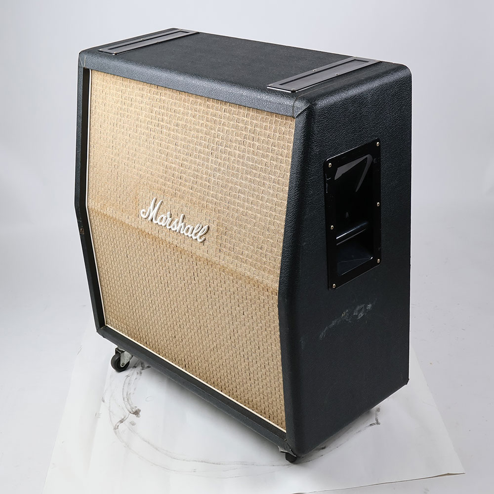 【中古】 ギターアンプスピーカー Marshall 1960AX 1995年製 12インチ4発スピーカーキャビネット 16オーム1系統入力 全体