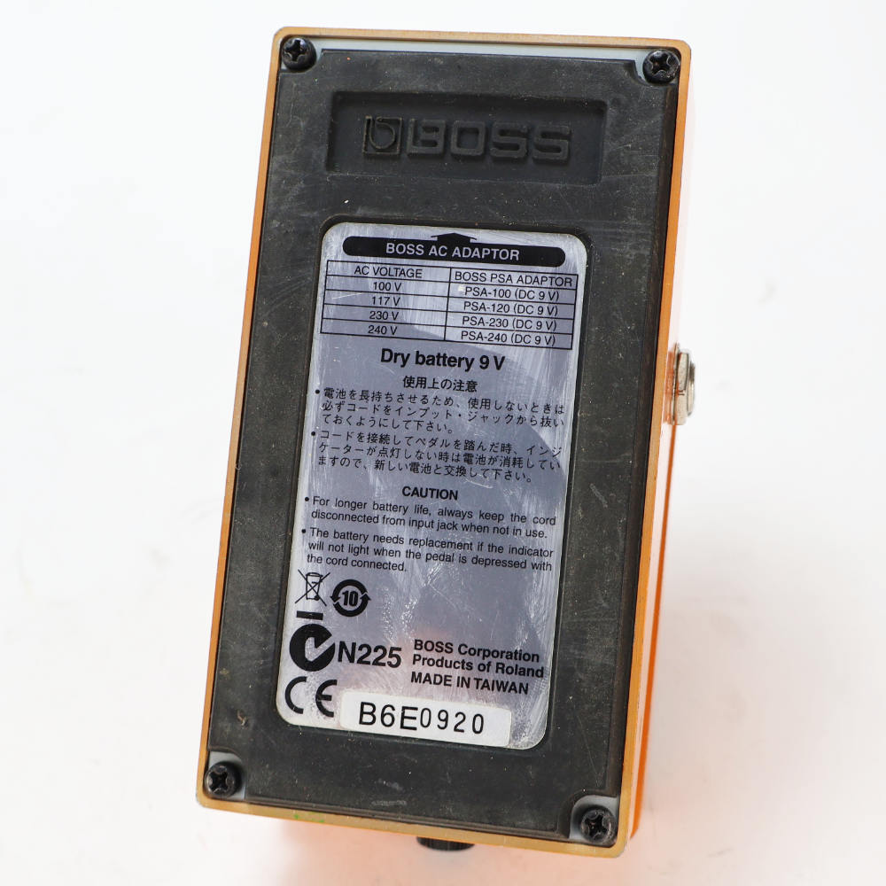 【中古】ディストーション エフェクター BOSS DS-1 Distortion ギターエフェクター 本体画像 裏