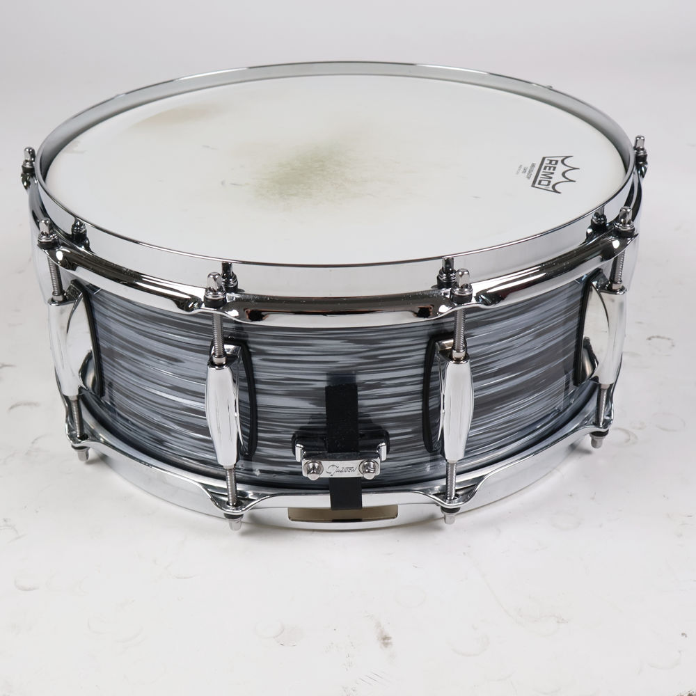【中古】 GRETSCH グレッチ RN2-0514S SOP 14x5 RENOWN Series Snare Silver Oyster Pearl スネアドラム 側面