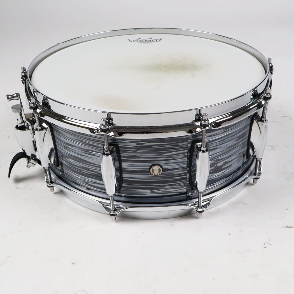 【中古】 GRETSCH グレッチ RN2-0514S SOP 14x5 RENOWN Series Snare Silver Oyster Pearl スネアドラム 側面