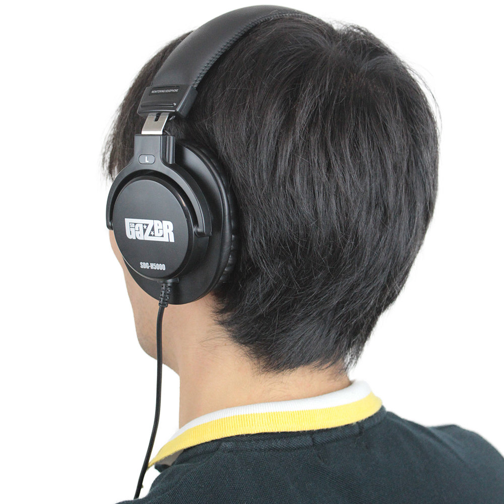 SD GAZER SDG-H5000 密閉型 モニターヘッドホン 装着イメージ