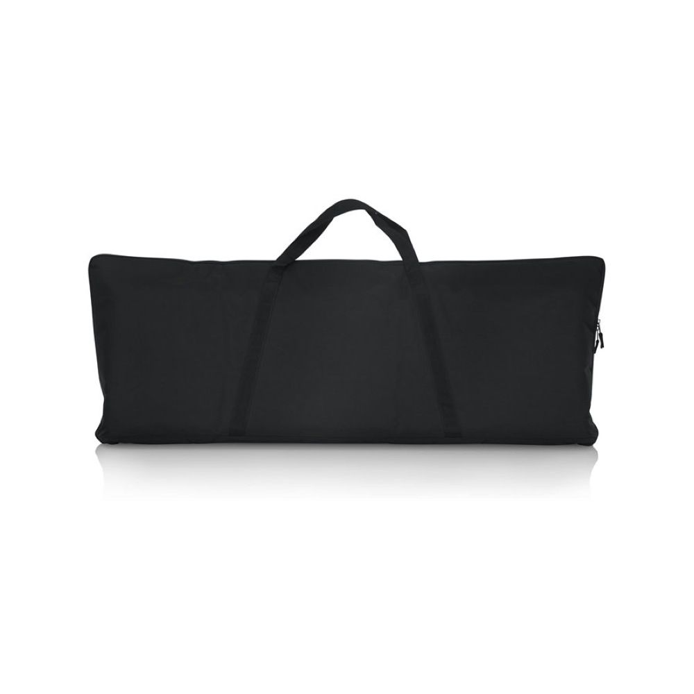 頑丈なナイロン製外装