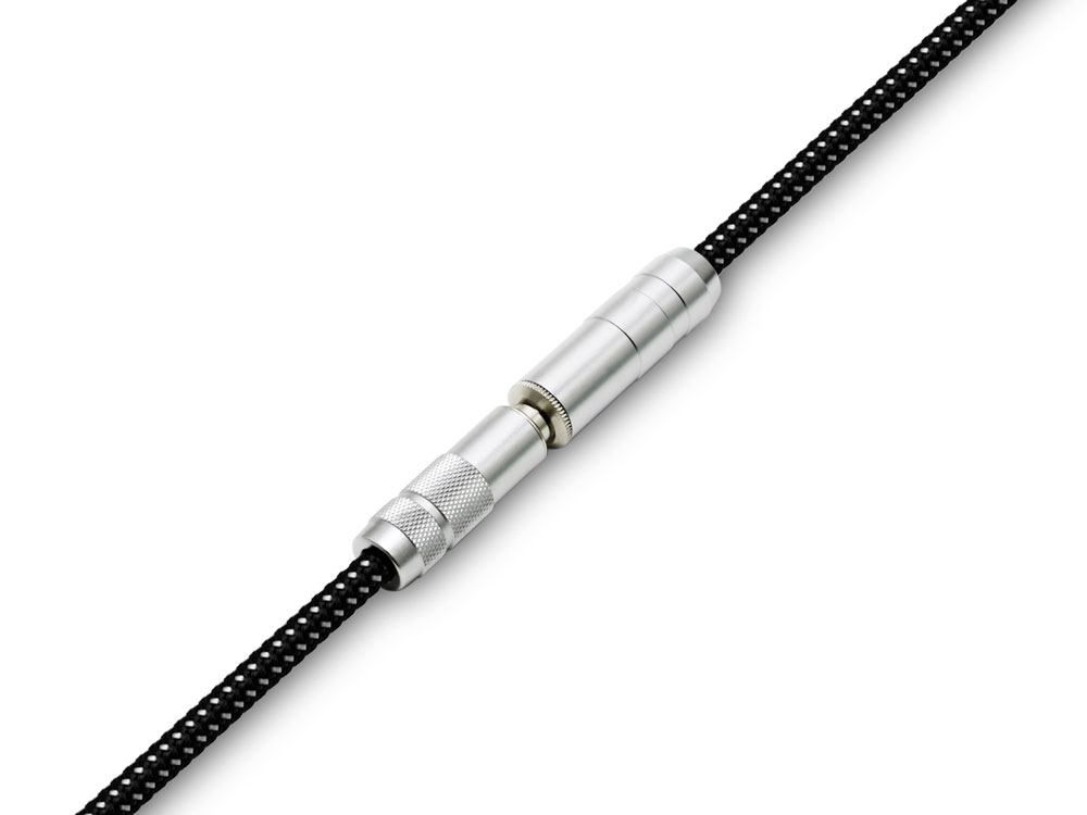 ヘッドホンの使用シーンに合わせたヘッドホンケーブルの延長