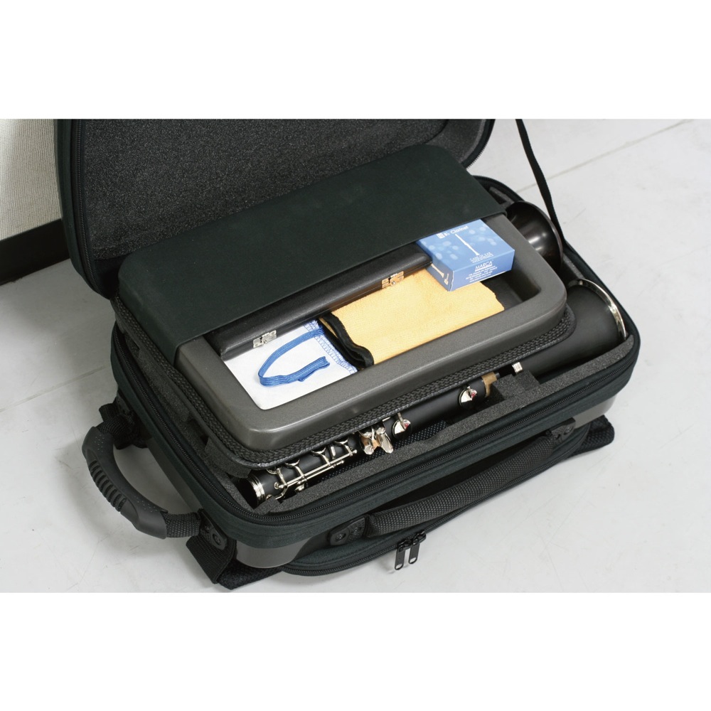 メンテナンス用品の収納にも便利