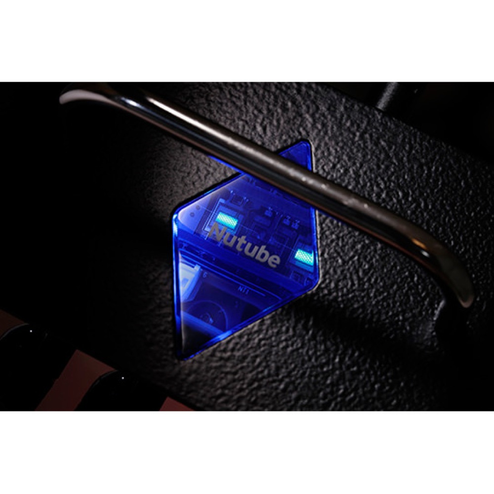 新真空管Nutubeをプリ・アンプに搭載