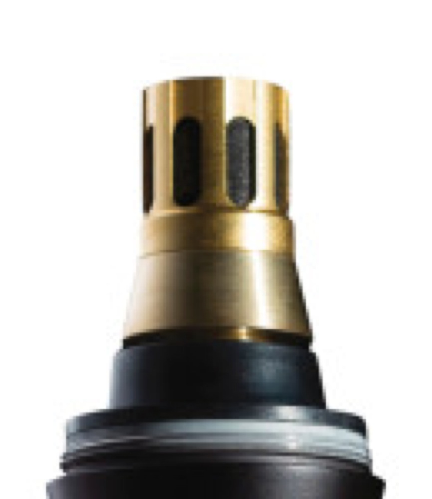 カプセルと重厚な土台