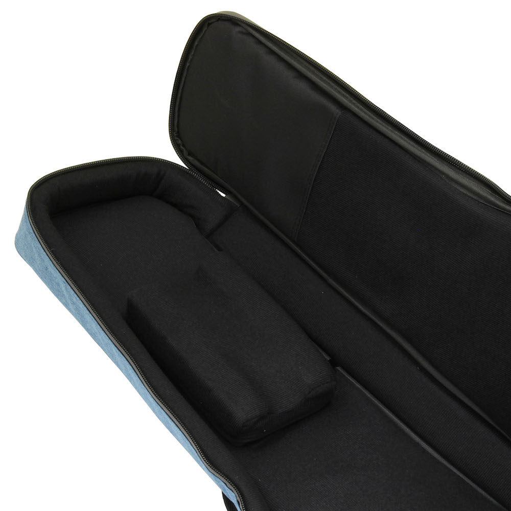 取り外しが可能なネックピローも付属