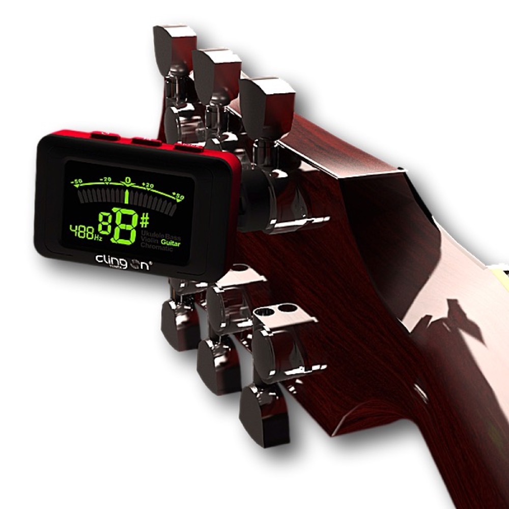 磁石に反応する金属製のペグにそのまま装着することも可能