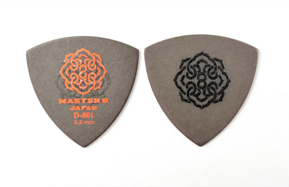 D-801に滑り止めを施したHARD GRIPシリーズ