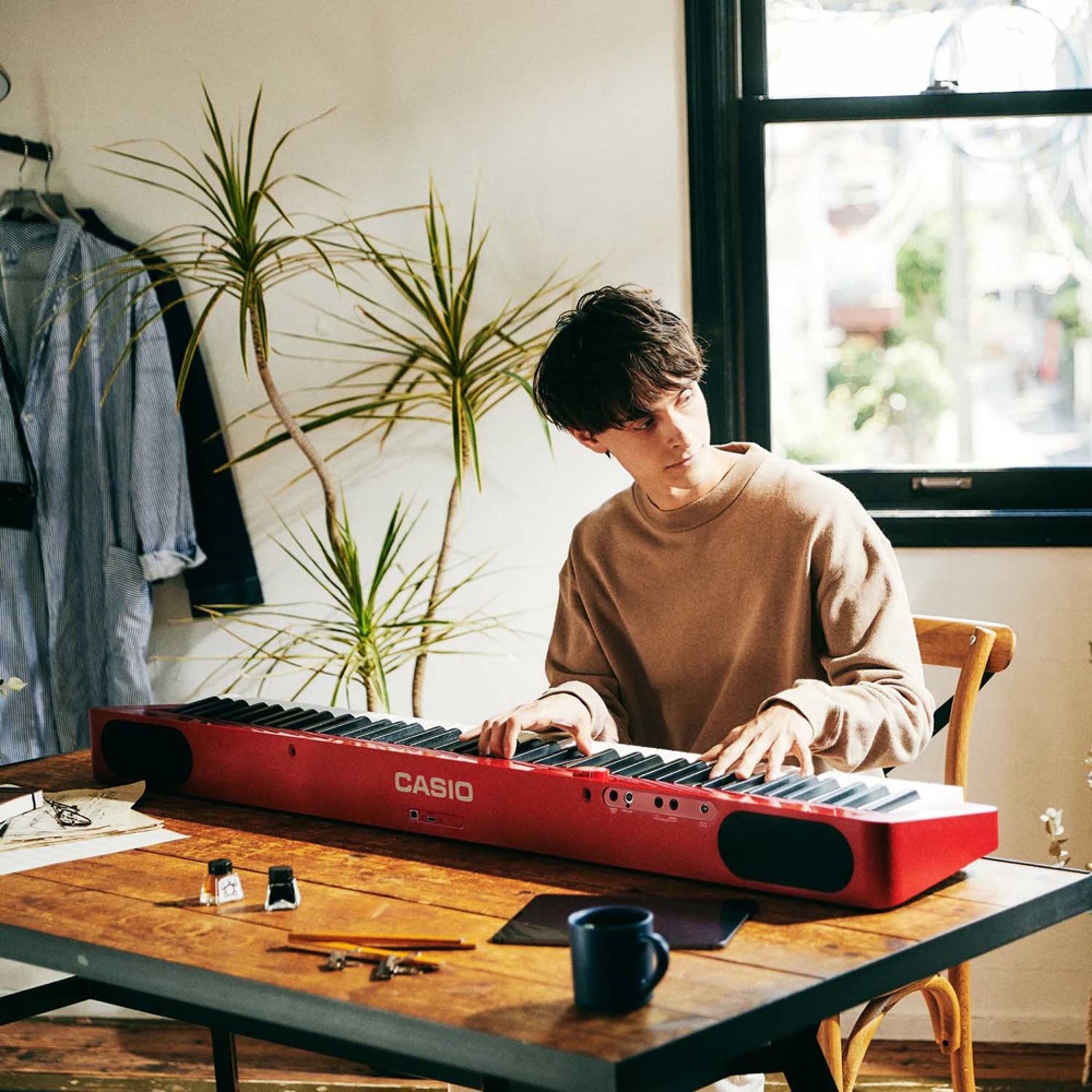 CASIO Privia PX-S1100 RD 電子ピアノ キーボードスタンド キーボードベンチ 3点セット [鍵盤 Eset] 使用イメージ画像