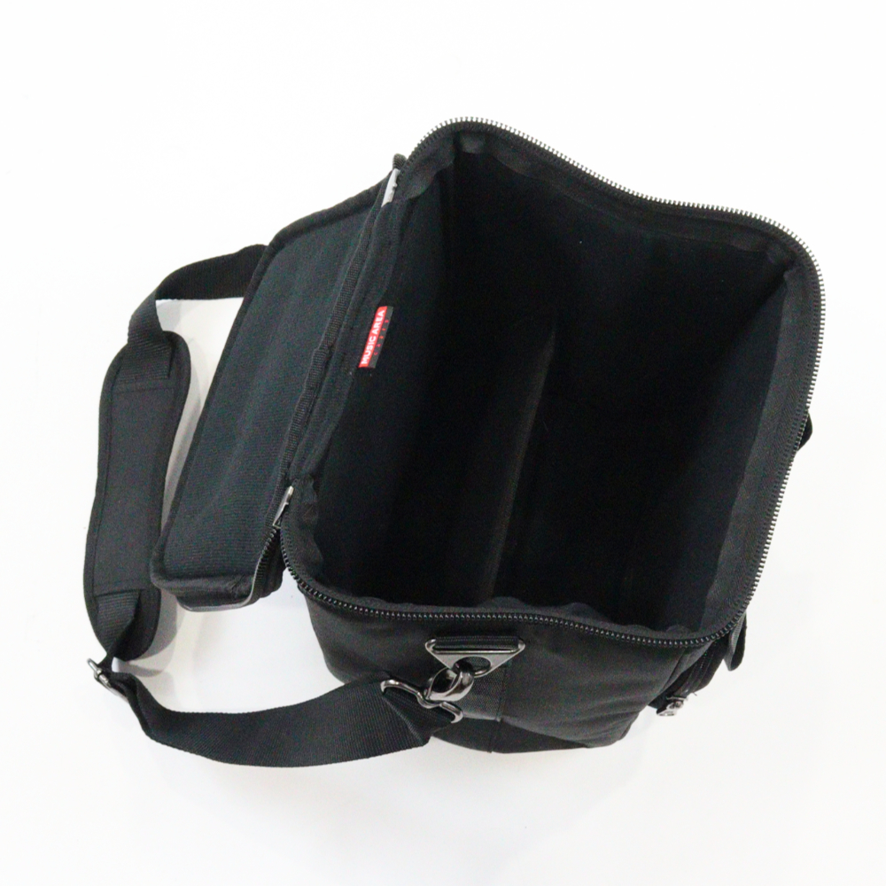 PHIL JONES BASS Double Four PLUS BLACK 小型ベースアンプ コンボ USBモバイルバッテリー対応 純正専用キャリングバッグ付きセット 専用キャリングバッグ内部画像