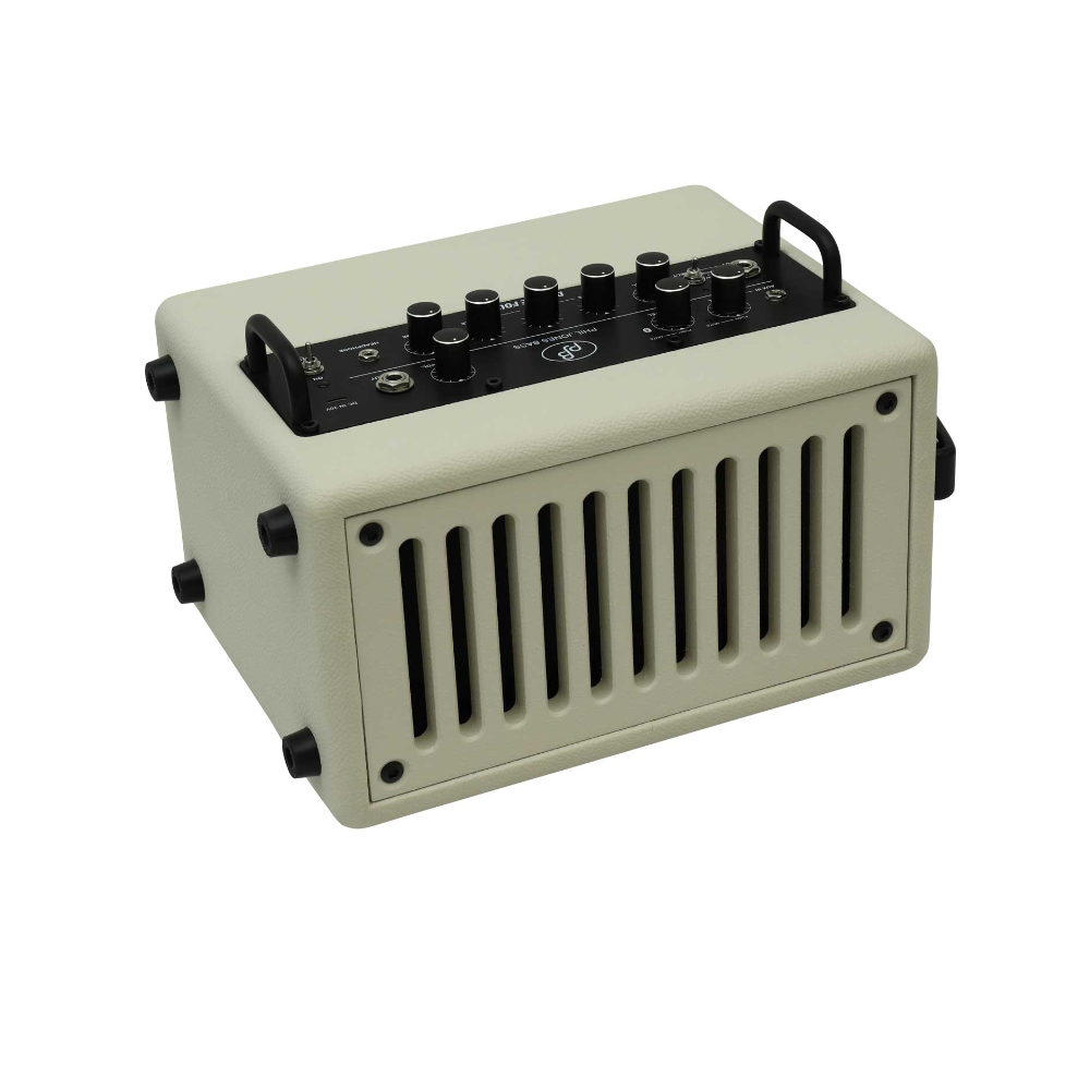 PHIL JONES BASS Double Four PLUS WHITE 小型ベースアンプ コンボ USBモバイルバッテリー対応 純正専用キャリングバッグ付きセット 背面画像